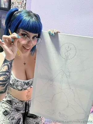 Milkyalien OnlyFans Leaked Free Thumbnail Picture - #lgedt2XXLP