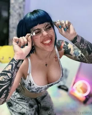 Milkyalien OnlyFans Leaked Free Thumbnail Picture - #wSe75xmtGm