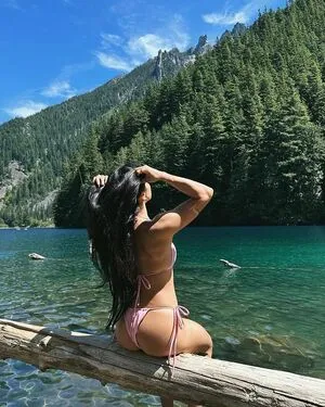 Milla Monteiro Thumbnail Picture