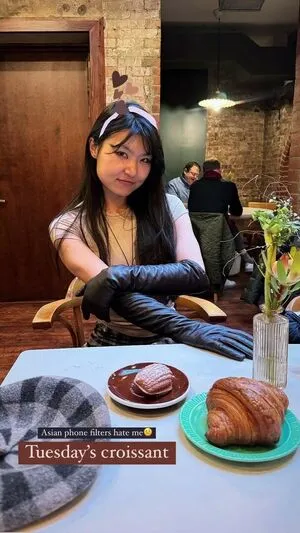 Mimee Xu Thumbnail Picture