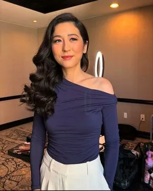 Mina Kimes Thumbnail Picture
