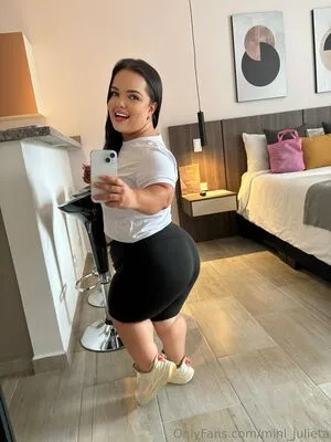 Mini Julieta OnlyFans Leaked Free Thumbnail Picture - #5TY566e2IG