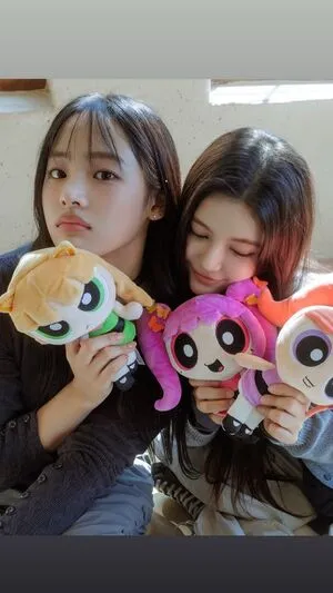 Minji Newjeans Thumbnail Picture