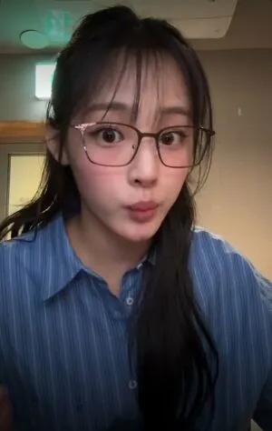 Minji OnlyFans Leaked Free Thumbnail Picture - #AzlSJspJ7A