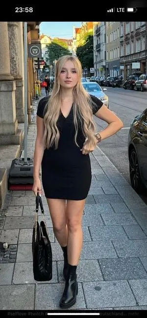 Minuself OnlyFans Leaked Free Thumbnail Picture - #fzC9S0EEYP