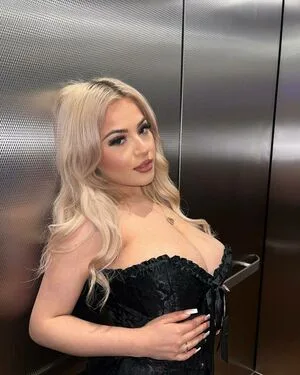 Miranda OnlyFans Leaked Free Thumbnail Picture - #glPLktxyAn