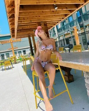 Miranda Hinnant Thumbnail Picture