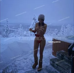 Miranowhere Thumbnail Picture