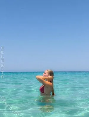 Miras Space OnlyFans Leaked Free Thumbnail Picture - #c8bA2sujqg