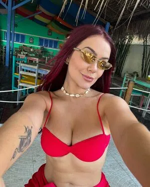 Mirela Janis Profile Thumbnail