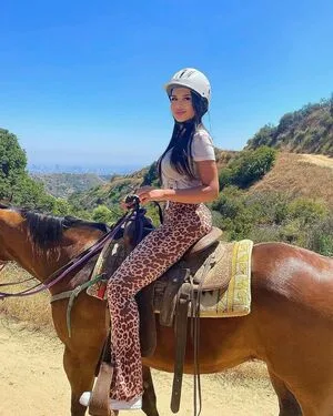 Miriamyva OnlyFans Leaked Free Thumbnail Picture - #3OxSf8aErd