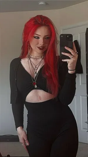 Miserrablee OnlyFans Leaked Free Thumbnail Picture - #DwMgB5ozYX