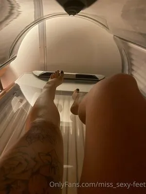 Miss Sexy Feet Thumbnail Picture