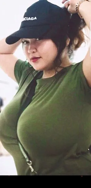 Misschubbybabe OnlyFans Leaked Free Thumbnail Picture - #VMkcGW0OrO