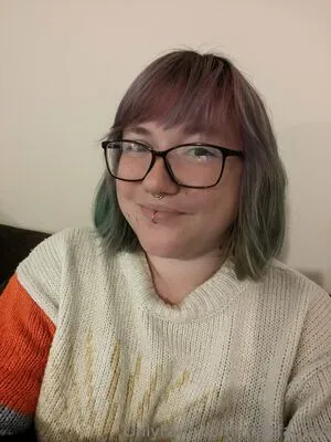 Missfaukes Thumbnail Picture