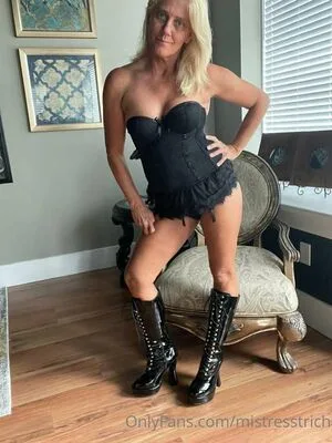 Mistresst OnlyFans Leaked Free Thumbnail Picture - #IAl6lALWS9