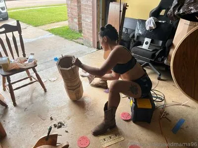 Mixedmama96 OnlyFans Leaked Free Thumbnail Picture - #feQevW9Rd7