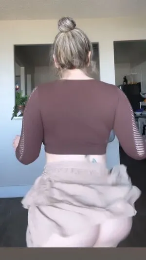 Mizvanezza OnlyFans Leaked Free Thumbnail Picture - #RopBEprROr