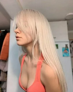 Model Anuta OnlyFans Leaked Free Thumbnail Picture - #SmbSvjz1cR