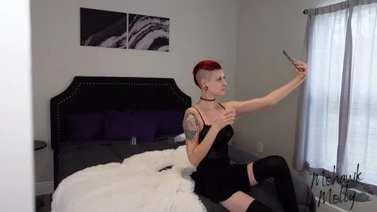 Mohawk Molly Thumbnail Picture