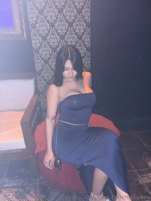 Mollyaira Thumbnail Picture