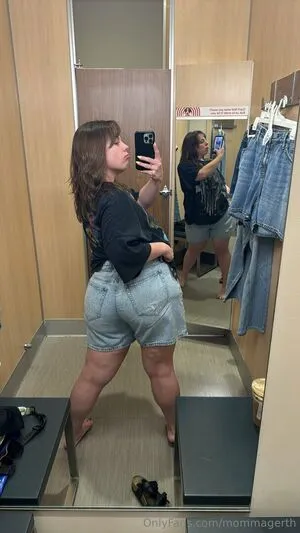 Mommagerth OnlyFans Leaked Free Thumbnail Picture - #pqh96AD2XO