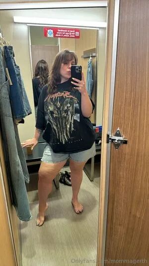 Mommagerth OnlyFans Leaked Free Thumbnail Picture - #s1DLL0D4E5