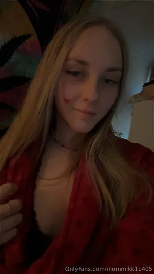 Mommikk11405 OnlyFans Leaked Free Thumbnail Picture - #1PjsBeokYC