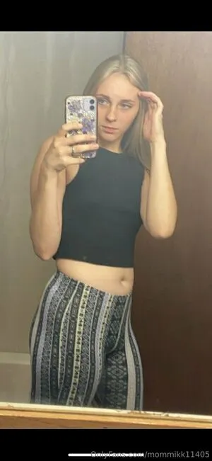 Mommikk11405 OnlyFans Leaked Free Thumbnail Picture - #YuL08Rt2gd