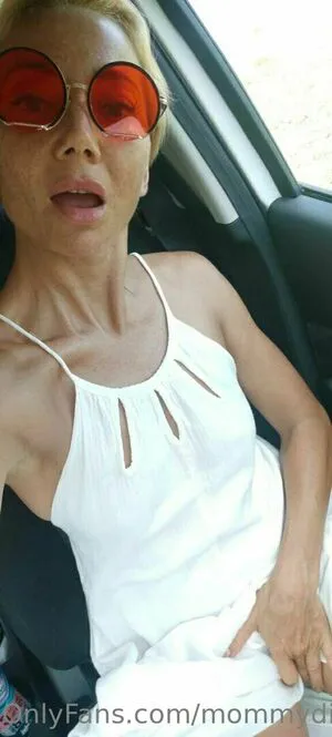 Mommydivip Thumbnail Picture