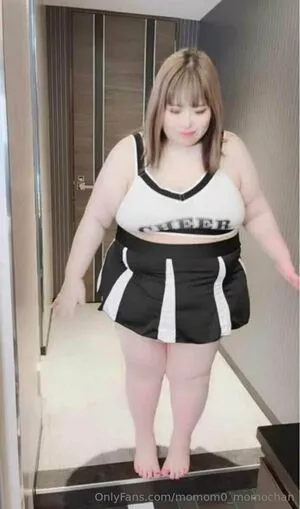 Momom0 Momochan Thumbnail Picture