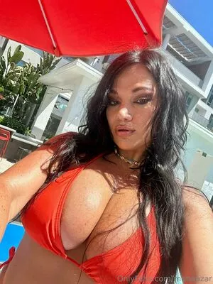 monaazar OnlyFans Leaked Free Thumbnail Picture - #SucZP1Hage