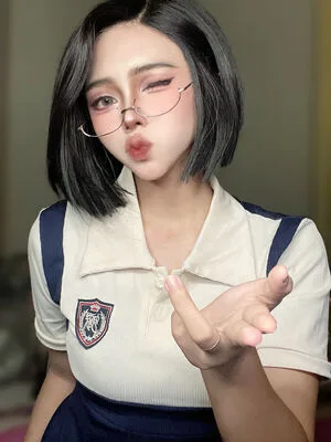 Monchymoon OnlyFans Leaked Free Thumbnail Picture - #7gCJXnmfC9
