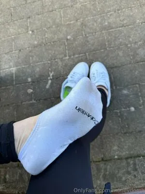 Moneydomk Thumbnail Picture