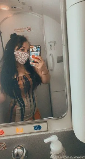 Moneymayluvv Thumbnail Picture