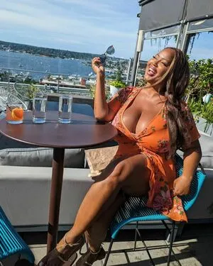 Monique Cooper OnlyFans Leaked Free Thumbnail Picture - #ZahRuPtAXk