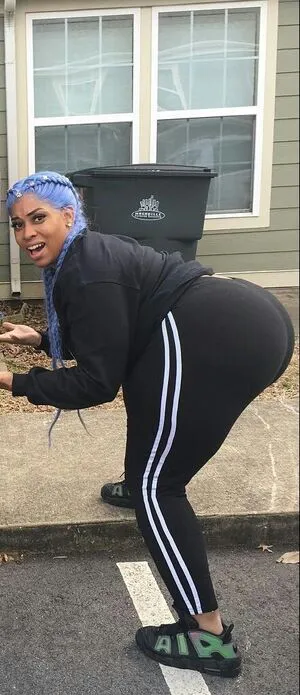 Monroesweets OnlyFans Leaked Free Thumbnail Picture - #v3ZSX95HPM