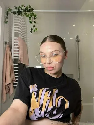 Moon Less OnlyFans Leaked Free Thumbnail Picture - #KvRu1nRRGa