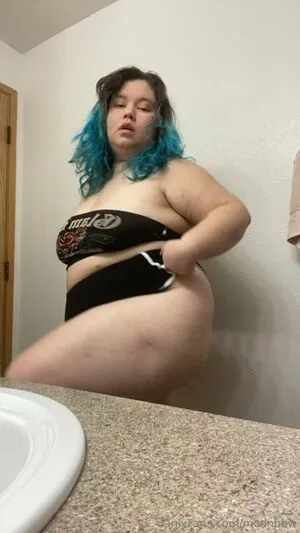 Moonbbw Thumbnail Picture