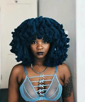 Moonchild Sanelly Thumbnail Picture