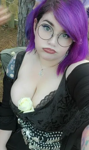 Moonhoney Thumbnail Picture