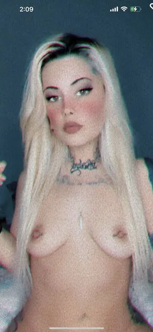 Moonkittenn Thumbnail Picture