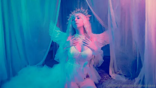 Moonlunaaaaaa Thumbnail Picture