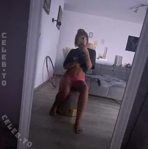 Mopsi Licious OnlyFans Leaked Free Thumbnail Picture - #4qESrLxd8Y