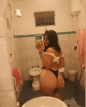 Moraless Thumbnail Picture