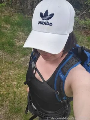 Mounting Myrtle OnlyFans Leaked Free Thumbnail Picture - #0TFM4mGzBg