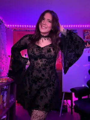 Mrsmobster21 Thumbnail Picture
