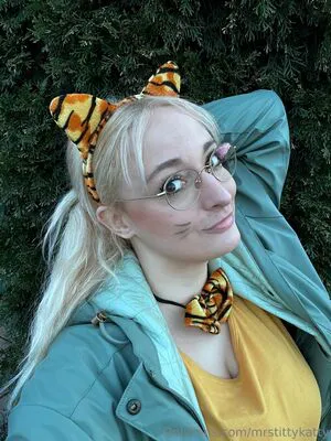 Mrstittykatty OnlyFans Leaked Free Thumbnail Picture - #04tjcDC7el