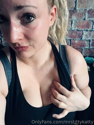 Mrstittykatty OnlyFans Leaked Free Thumbnail Picture - #iVFUUyE6yY