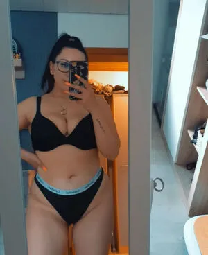 Mrsxfuchs Thumbnail Picture